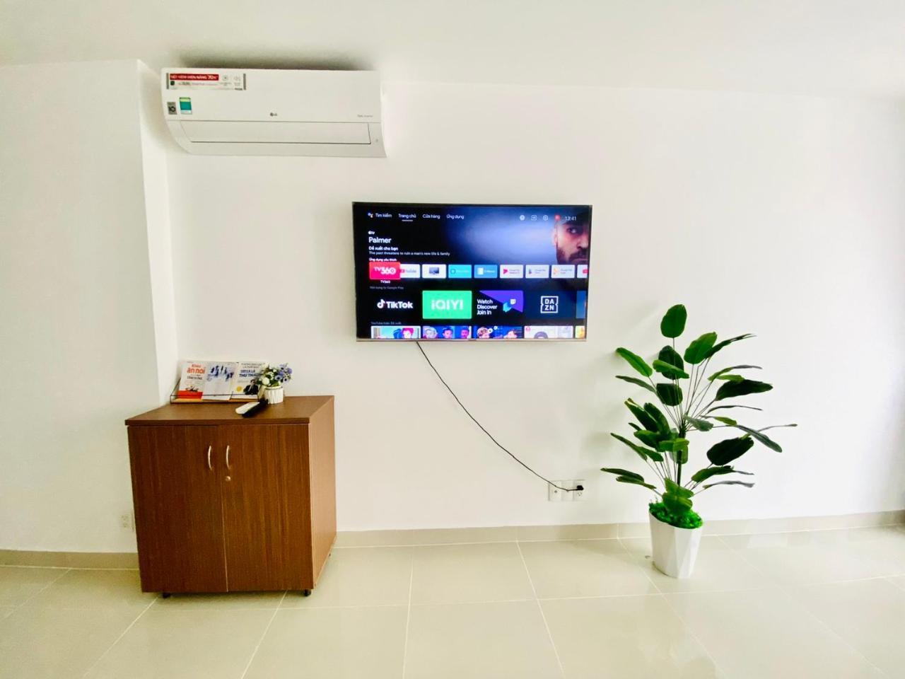 Căn hộ Thuy Sky1 *